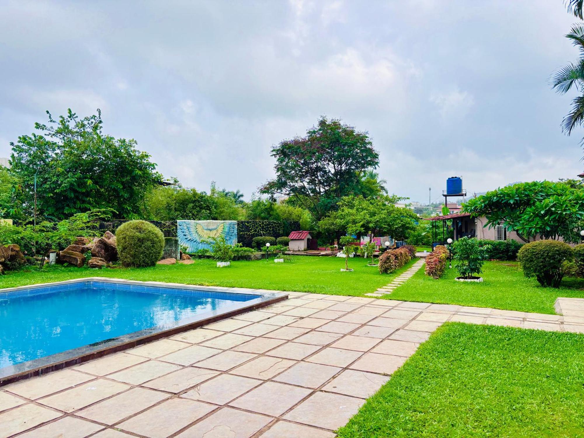 Bailey'S Castle Villa Lonavala Exterior photo